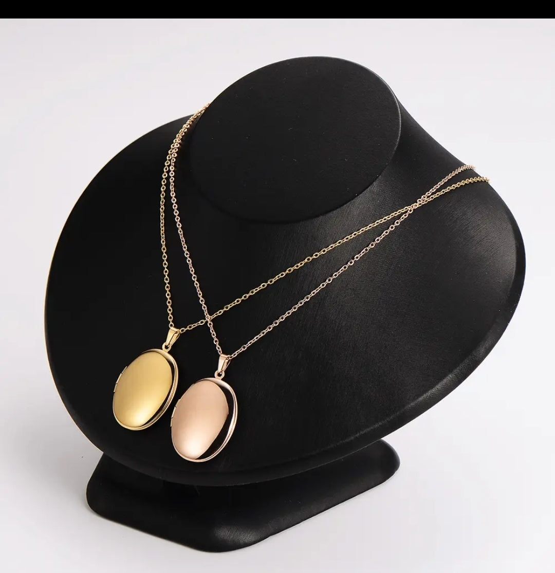 Photo Locket Pendant Necklace